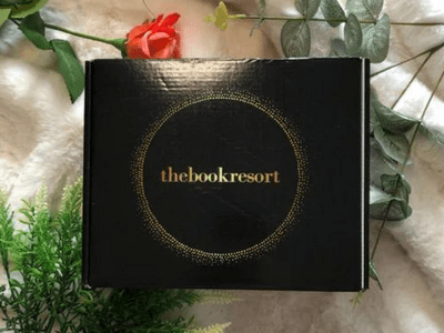 Best book subscription boxes Ireland 2026 - The Book Resort luxury book and chocolate hamper unboxing.
