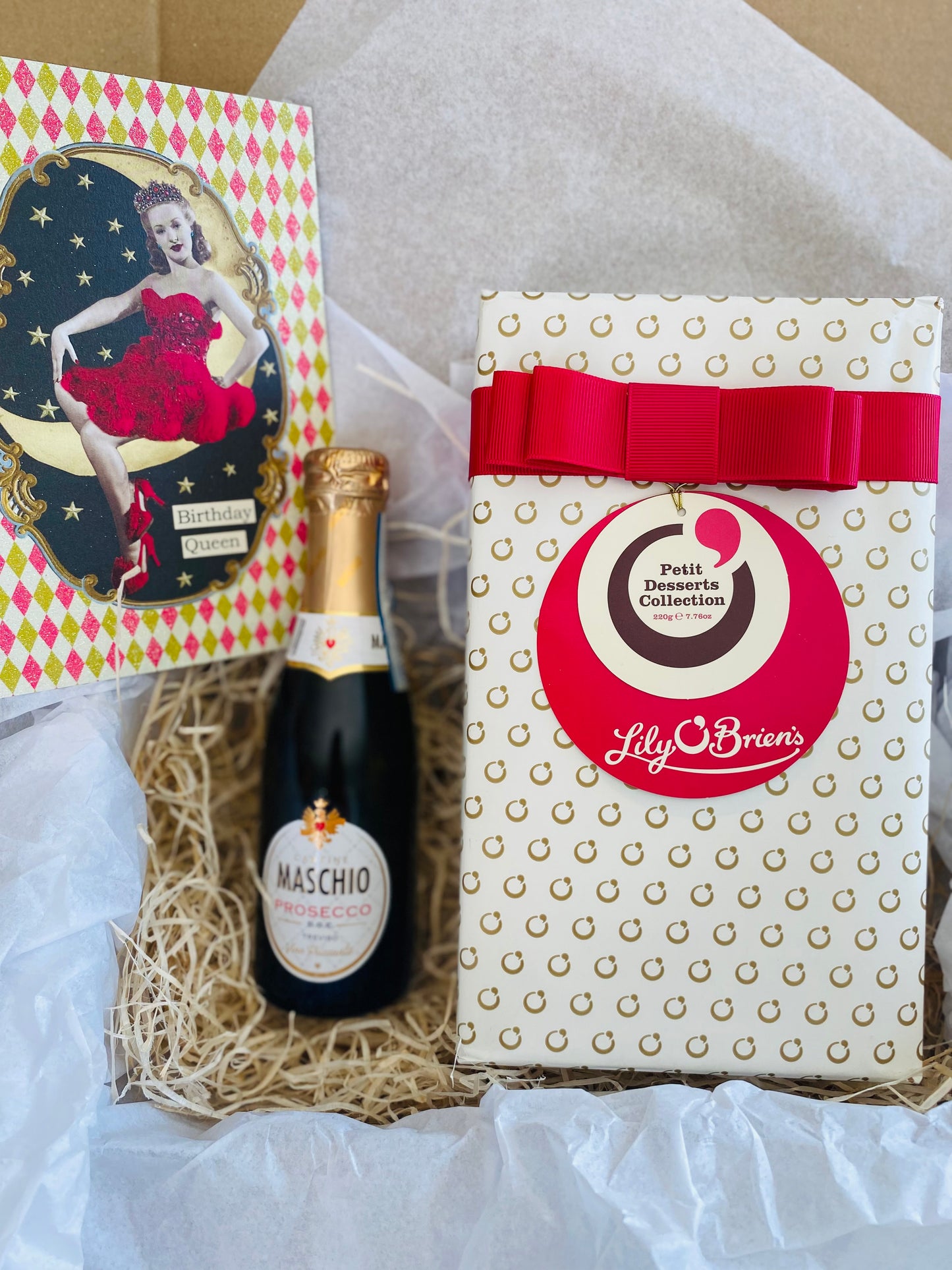 Wine & Pink Chocolate Gift Box