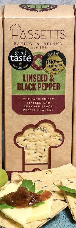 Hassetts Bakery Linseed & Black Pepper Crackers