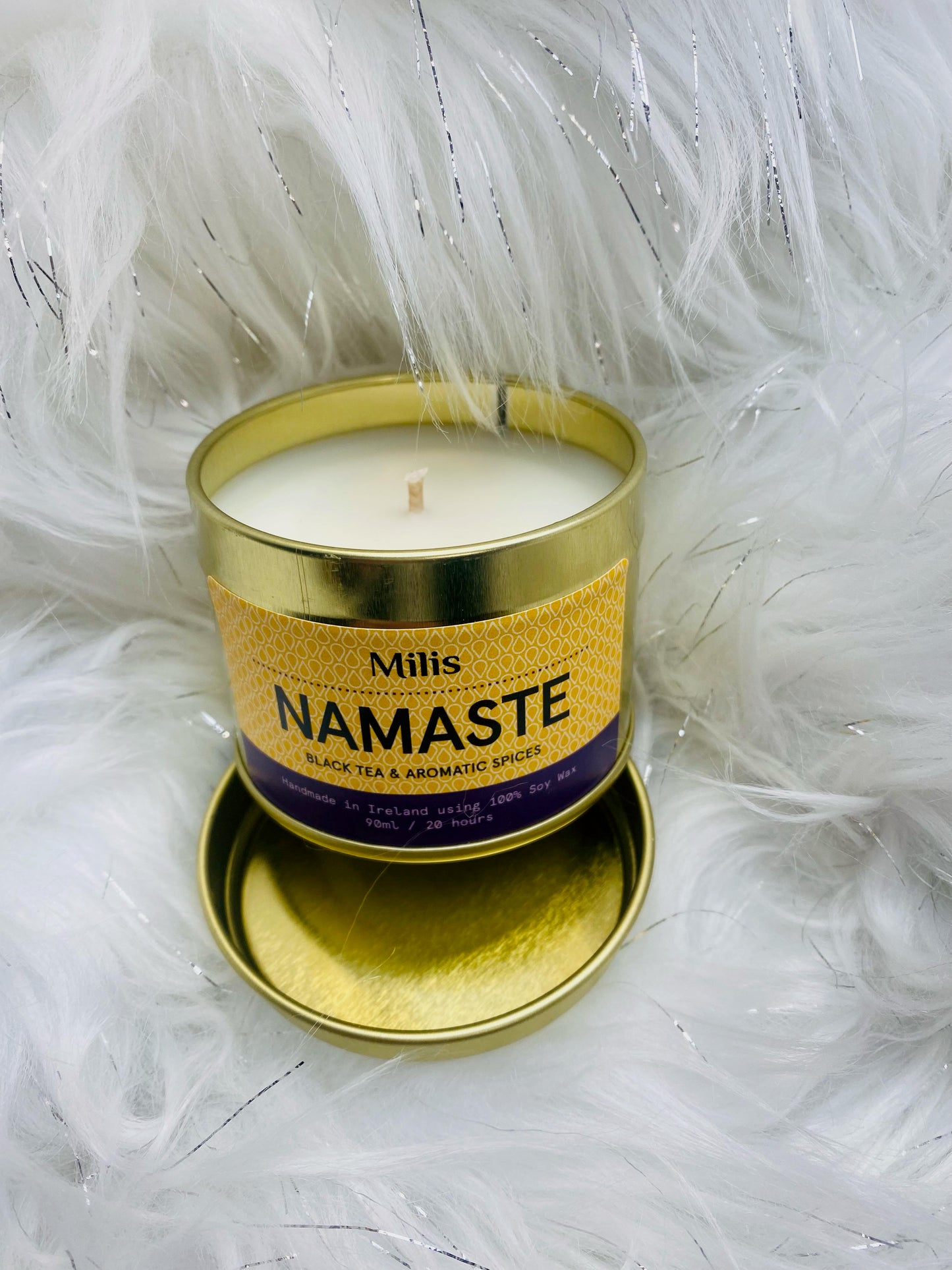 Milis Namaste Tin Candle